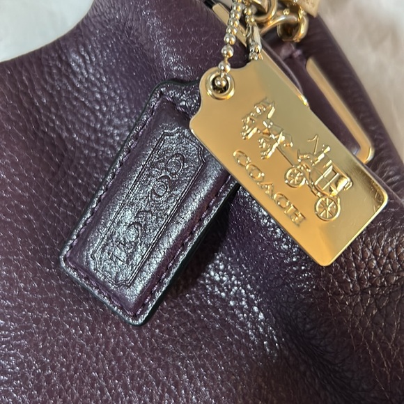 2013 Coach eggplant pebbled leather with dust bag & COA - Picture 3 of 14